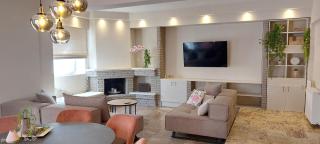 Athens Boutique Apt. - walking to Acropolis - 8