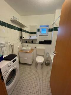 Ferienwohnung mit 2 Zimmer, Küche, Bad, in Saarbrücken - Saarbrücken - 3