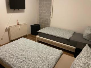 Ferienwohnung mit 2 Zimmer, Küche, Bad, in Saarbrücken - Saarbrücken - 5
