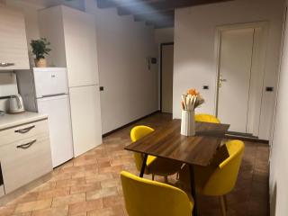 FEEL - Piazza Pontida Balcony Apartment - 5