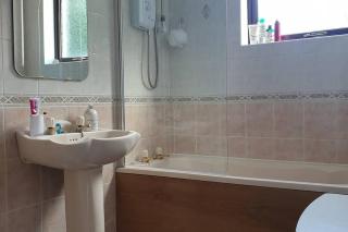 Seafront apartment, ground floor, free parking - Newcastle - 1