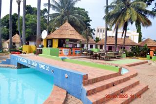 Easy Time Lodge - Kololi - 6