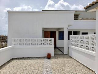 2 chambres dans un appartement avec vue sur la mer - Cotonou - 5