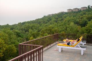 Locomo Boutique, Morjim - Stay Work Eat - Morjim - 9