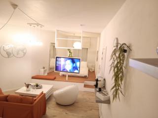 The Luxury White Suite - Charleroi - 9