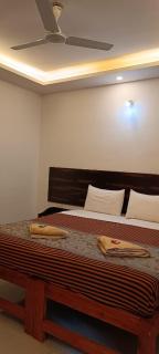 Oasis Beach Resort - 9