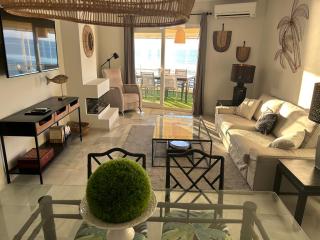 APARTAMENTO EN PRIMERA LINEA/BEACHFRONT APARTMENT - 9