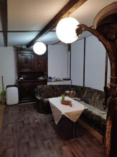 OLD CHALET - 9