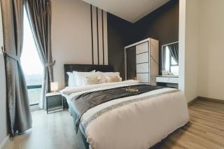 Mosaic Grand Luxury 3BR w bathtub near Midvalley by Our Stay - Johor Bahru - 6