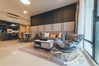 Mosaic Grand Luxury 3BR w bathtub near Midvalley by Our Stay - Johor Bahru - 0