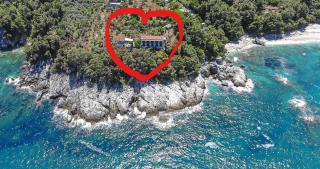 Katerina Fotopoulos Rooms & Apartments - Papanero com - 0