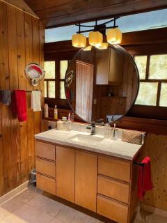 Mid-Century: Caribbean Style - Contant - 1