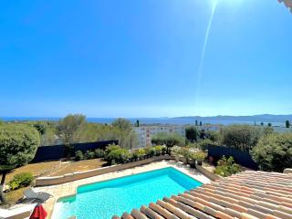 Charming French Riviera Villa // Pool, SeaView, AC, 9PAX // - Saint-Raphaël - 4