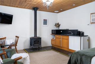 Reillys Wines Heritage Cottages - Mintaro - 4