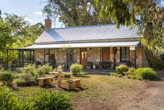 Reillys Wines Heritage Cottages - 6