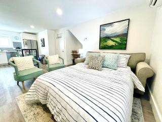 "Bike" at Hills Meaford, Pet Friendly, Ground Floor Suite - 1