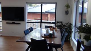 Tranquil Retreat 10 Min to Hobart-WIFI Smart TV - 5