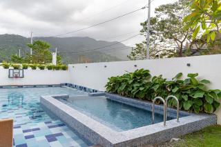 Tirta Spring Villa with Hotspring Pool - Los Baños - 2
