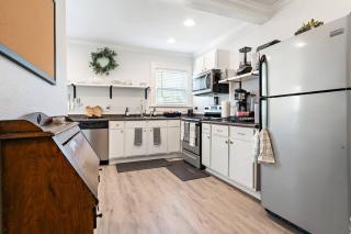 Charming Townhouse in Downtown Waco! - Waco - 7