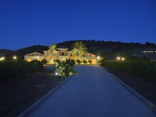 Baglio Caruana Cantina & Relais - Montallegro - 9