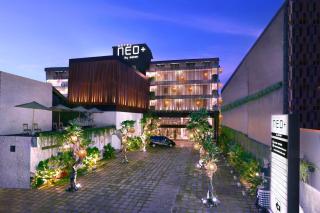 Hotel NEO+ Kuta Legian by ASTON - Legian - 9