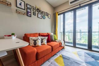 One Residence KL-540m walk to Chan Sow Lin MRT-LRT Interchange - 1