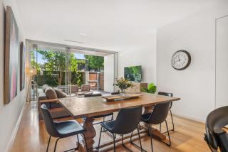 Arcady a modern townhouse in Norwood - 5