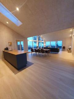 Lovely, New-Built Cottage Near Sea - 5