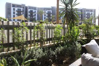 Minimalist 2 Bedroom Apartment with Garden - Cairo - 2