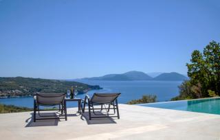 Villa Blauw with Infinity Pool & Sea Views - Vasiliki - 9