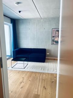 Studio Eleven - 7