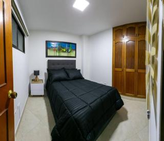 Acogedor y cómodo apto en La Floresta, Medellín - Medellín - 4