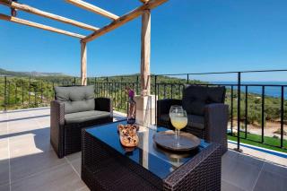 Astounding Hvar Villa 4 Bedrooms Villa Crystal Hvar 1 Mesmerizing Sea Views Private Infinity Pool - Hvar - 0