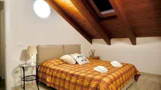 Attico nel cuore delle Langhe - Free Parking Wi-Fi e AC - Alba - 9