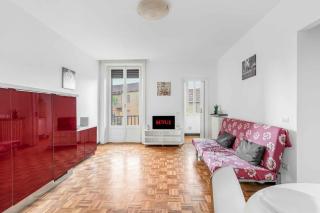 MI8 -10 minutes from the Duomo- Large Apartment - Milan - 0