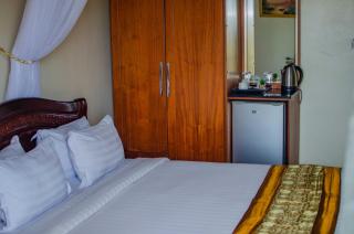 La Grande Hotel - Kampala - 1
