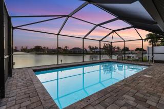 BRAND NEW Paradise with never ending Sunsets - Villa Chillax N Sunsets - Roelens Vacations - Cape Coral - 9