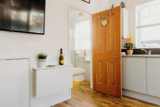 Superb Guest Suite in Caldicot with Parking - Caldicot - 8