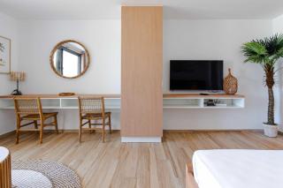 Orient Bay beachfront apartment - 2