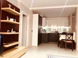 Laureta Central Apartment - Tirana - 4
