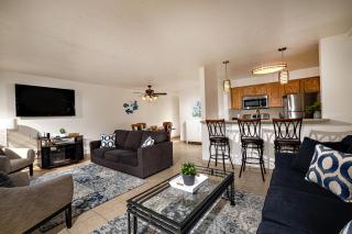 Oceanside Beach Condos - Oceanside - 7