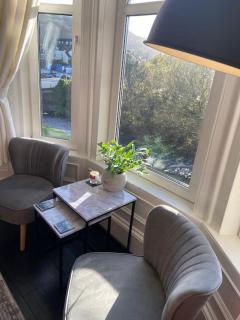 Beautiful traditional top floor flat in the center of Largs - 4