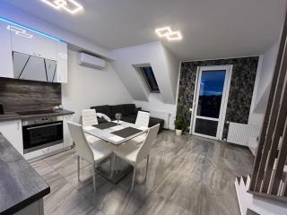 Ciao Lilla Apartman - Keszthely - 9