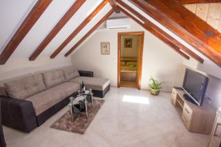 Apartment Niko Kaštel Stari - 9