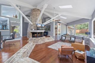 Your OASIS Nestled IN Wooded River Views, POOL! - Manchaca - 9