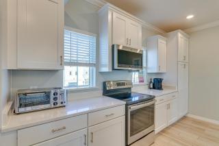 Perdido Key Resort Home with Bikes and Beach Shuttle! - Pensacola - 2