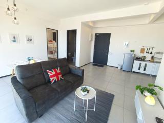 Infinity Pool, Georgetown, Up to 11 Pax, 2 Bedrooms, 2 Bathrooms, 2 Car Parks by Star Home - Jelutong - 8