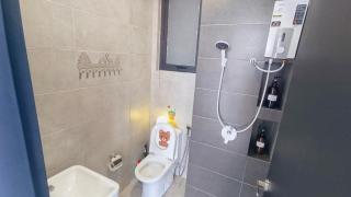 Infinity Pool, Georgetown, Up to 11 Pax, 2 Bedrooms, 2 Bathrooms, 2 Car Parks by Star Home - Jelutong - 3