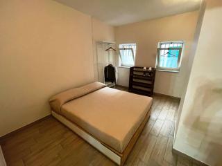 Lo Studio della Riviera - Naples - 8