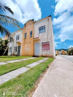 Hermosa casa a un paso del mar! - La Sabana - 1